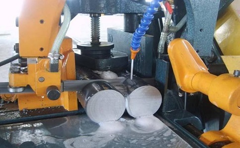 濂溪卧式带锯床的送料方式有哪几种？